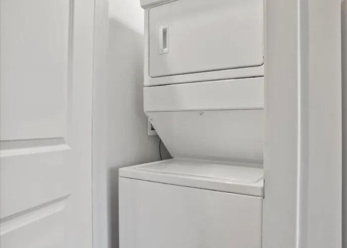 Cozysuites Roomy 1br, Lawrenceville Pittsburgh